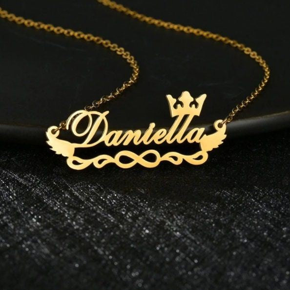 Custom Name Necklace with Diamond Shapes