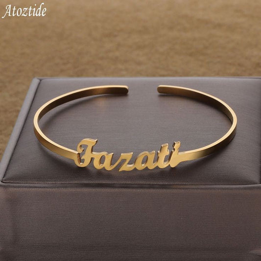 custom name bangle