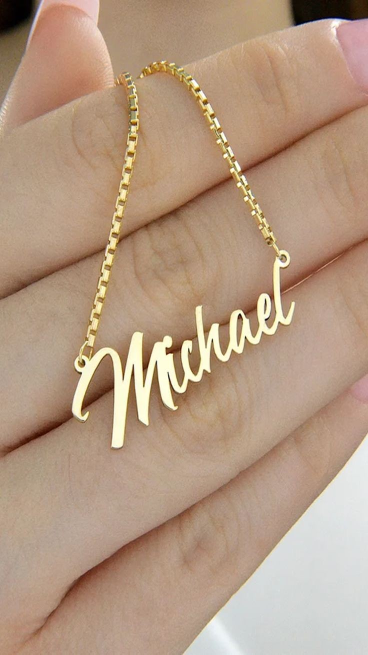 Beautiful Custom Name Necklace