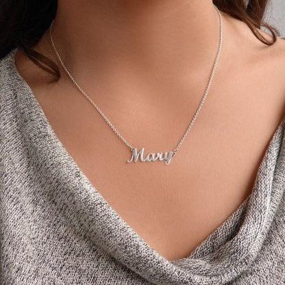 Single Name Necklace